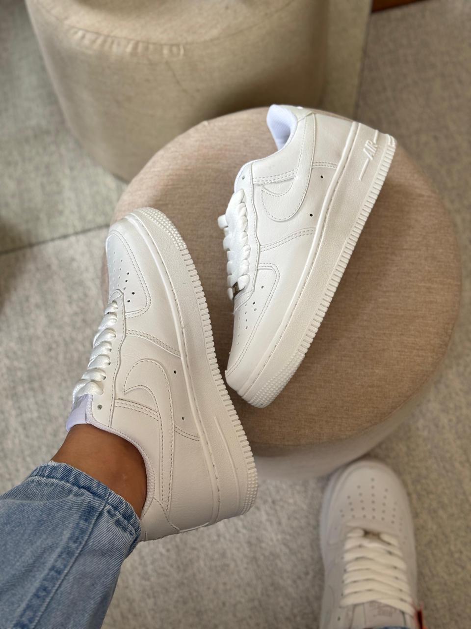 Tênis Nike Air Force - Imagem 2