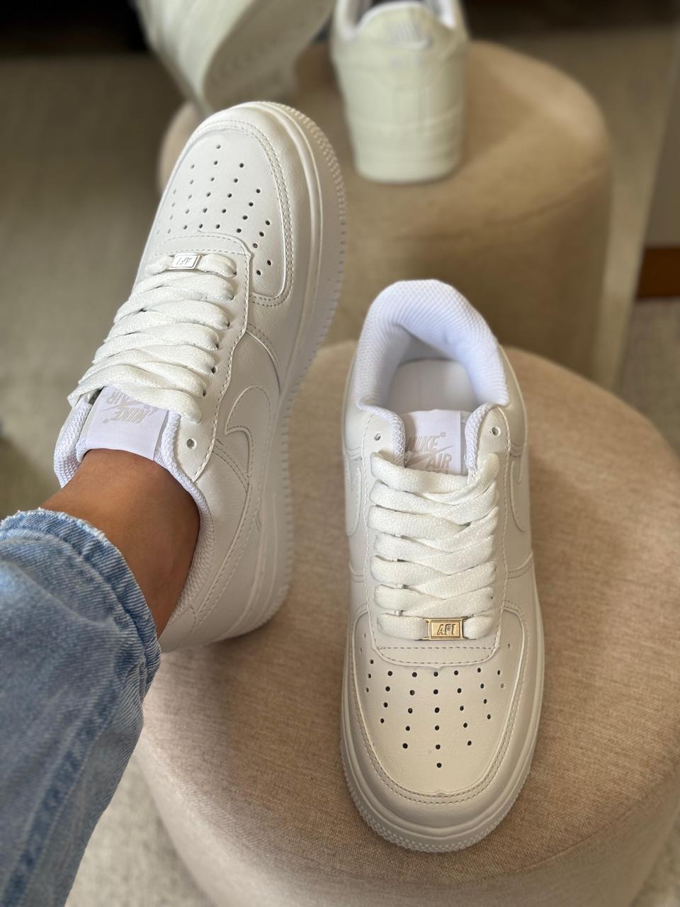 Tênis Nike Air Force - Imagem 3
